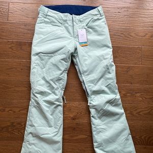 Roxy Women’s Backyard Snow Pants